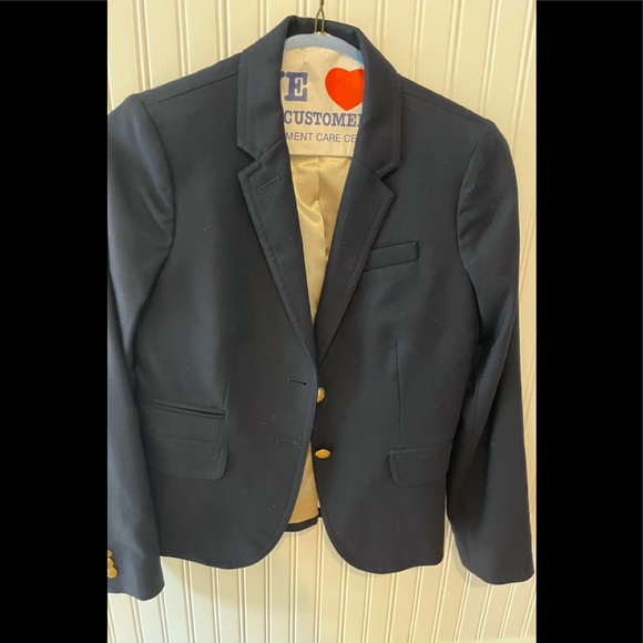 Jcrew Schoolboy blazer navy with gold button. Size 4